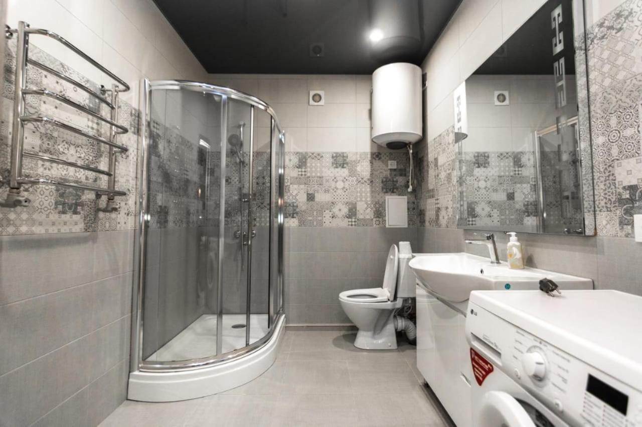 Loft Apartment On Svobody Kamjanszke Kültér fotó